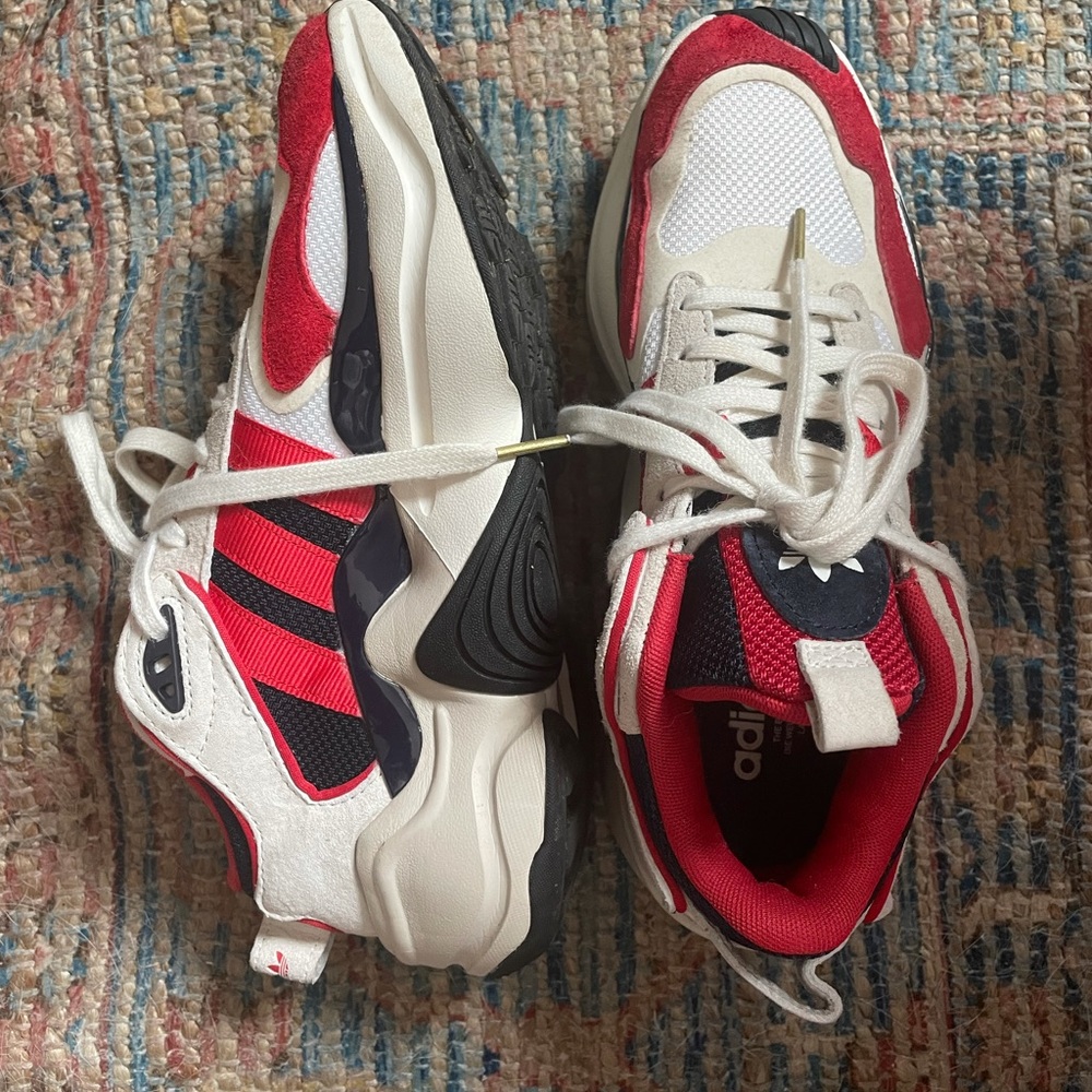 Adidas Magmur Runners in white & red